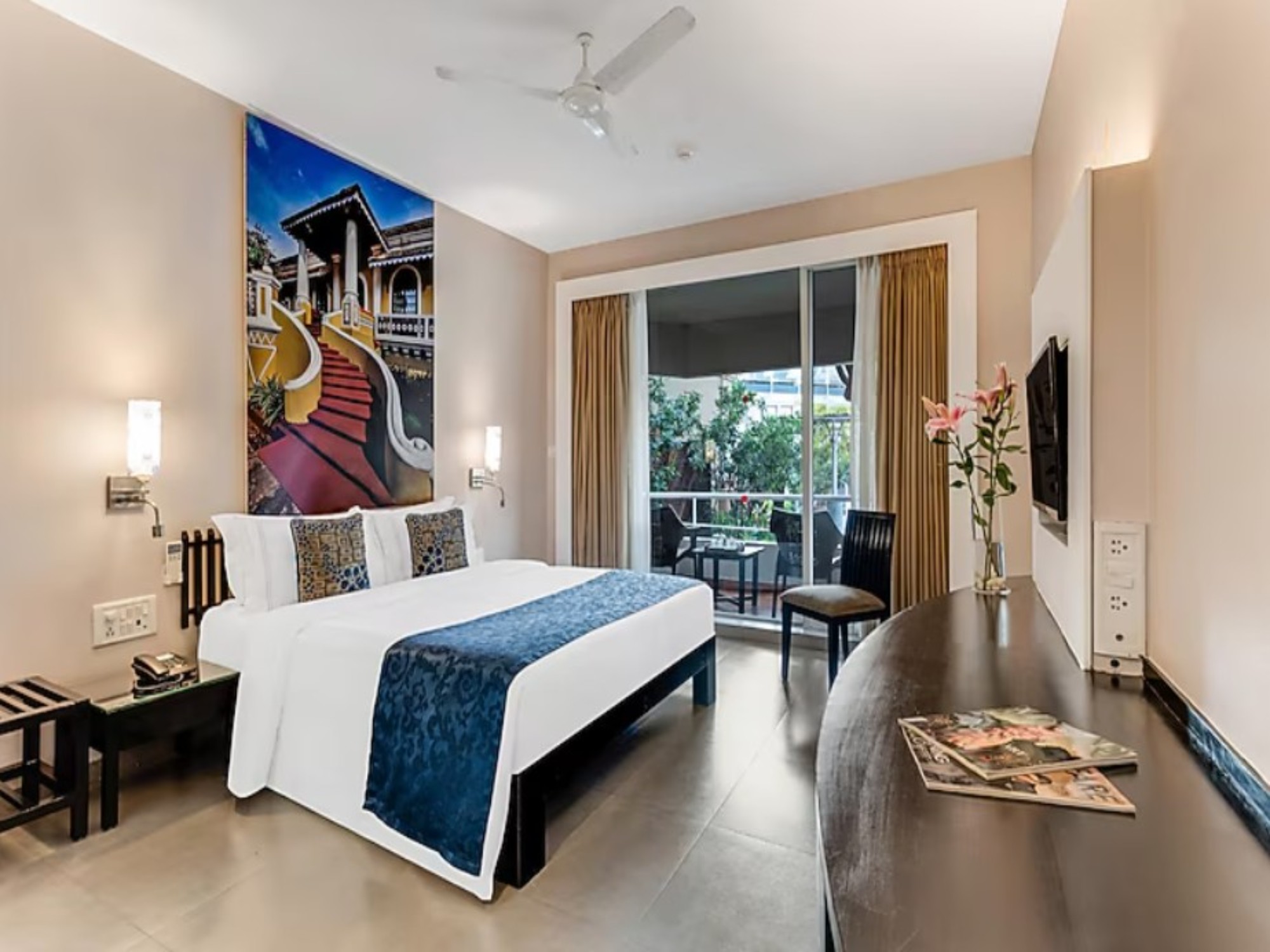 Villa Balcony Room